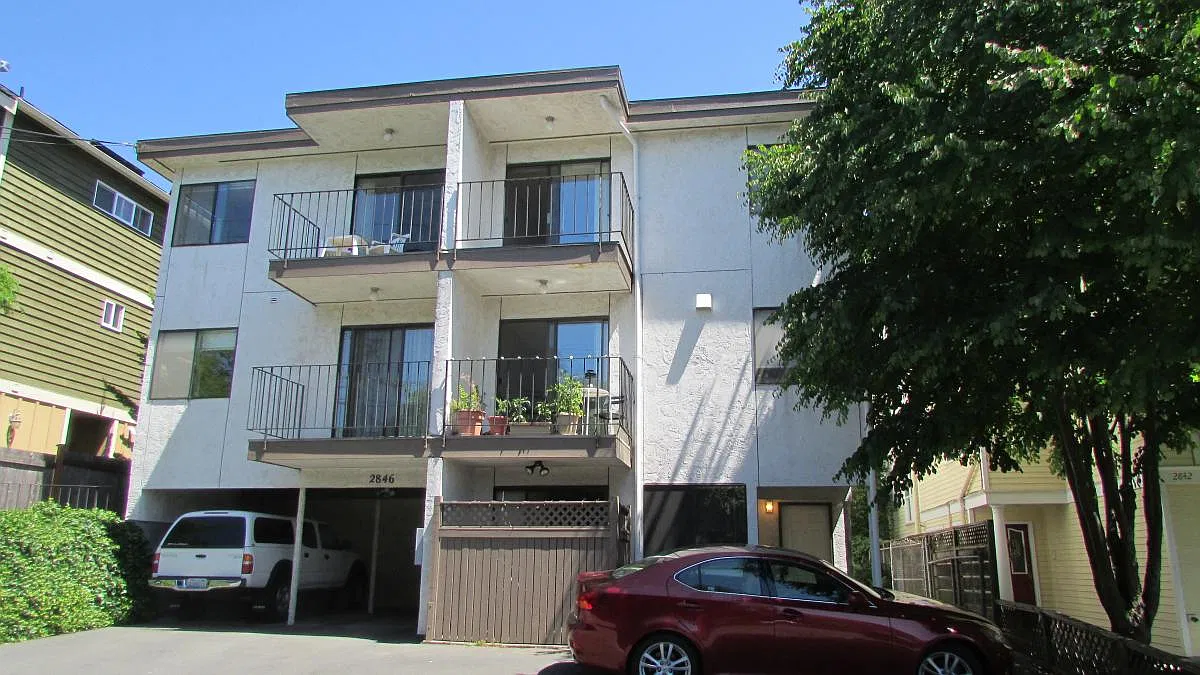 2846 14th Ave W — Photo 1