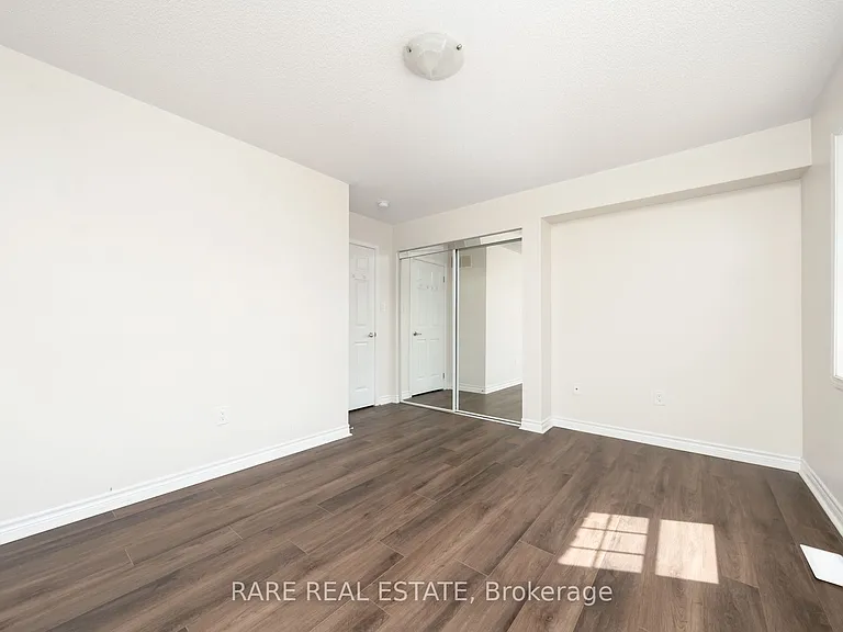 14 Bannister Cres — Photo 16