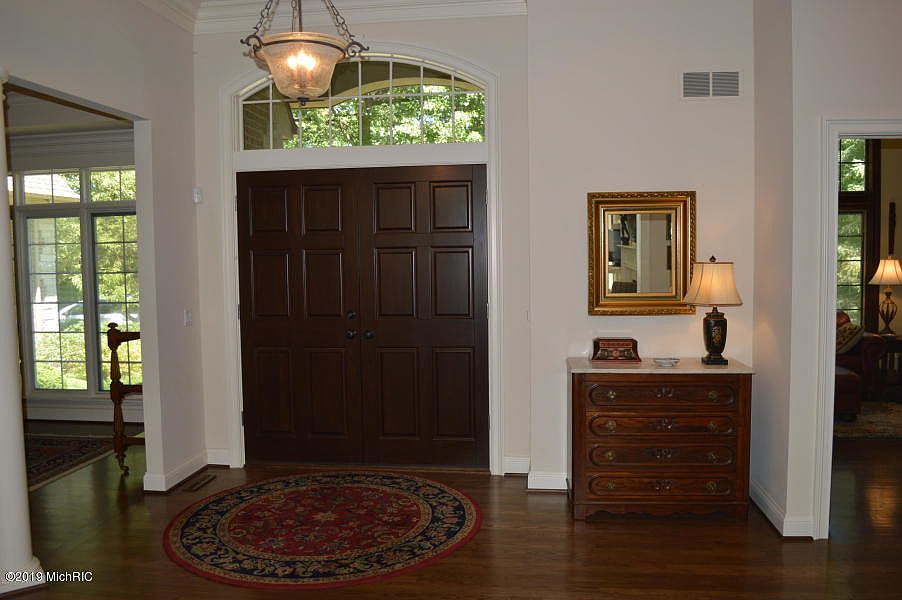 1st image of 32841 Cayuga Heights Ln