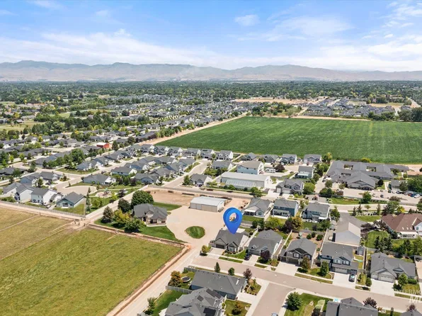 4620 S Tindaris Ave, Meridian, ID 83642