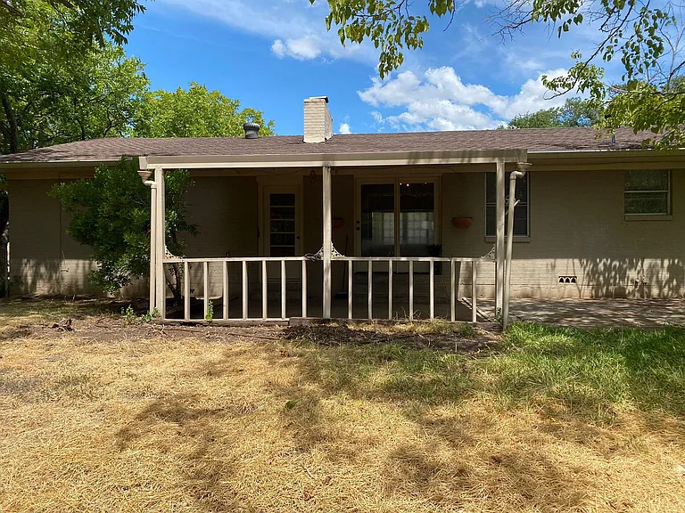 600 Bellaire Dr — Photo 23