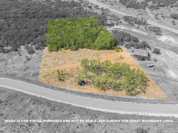186 GRAND RNCH LOT 186, Hondo, TX 78861