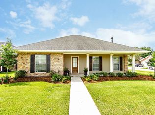 100 Anna Dr, Houma, LA 70360