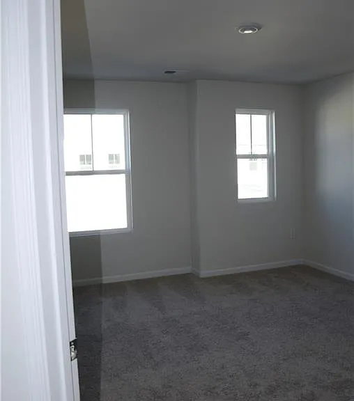 1121 Point Place Dr — Photo 27