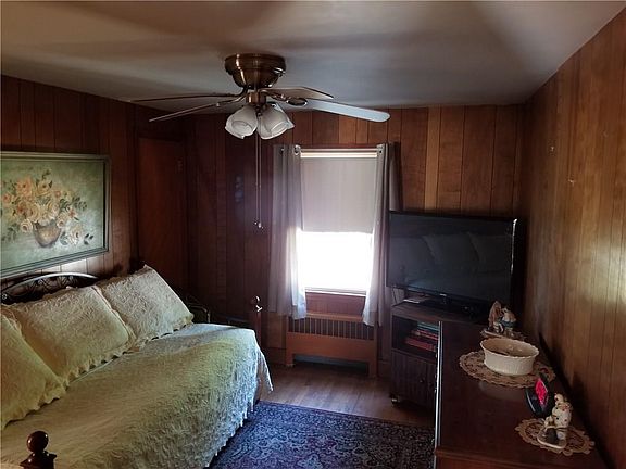 4th image of 41 Seymour Ave
