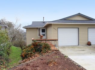 4391-4395 Imperial Dr, West Linn, OR 97068