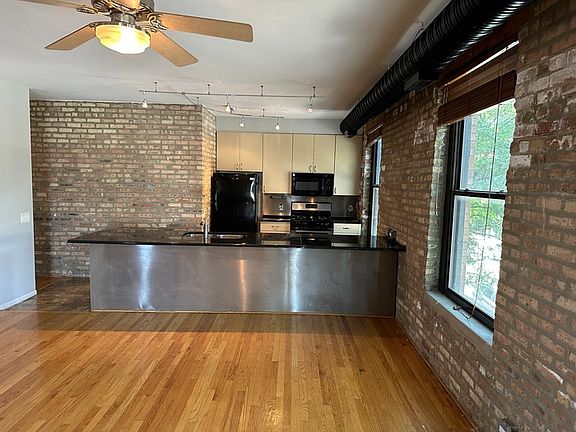 5th image of 2355 N Damen Ave #C