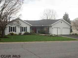 1462 Willowbrook Dr, Boalsburg, PA 16827