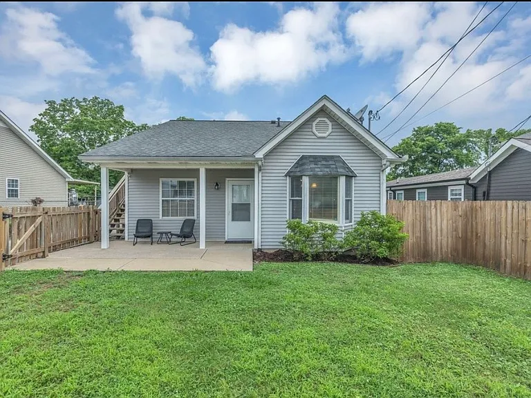 519 Snyder Ave — Photo 1
