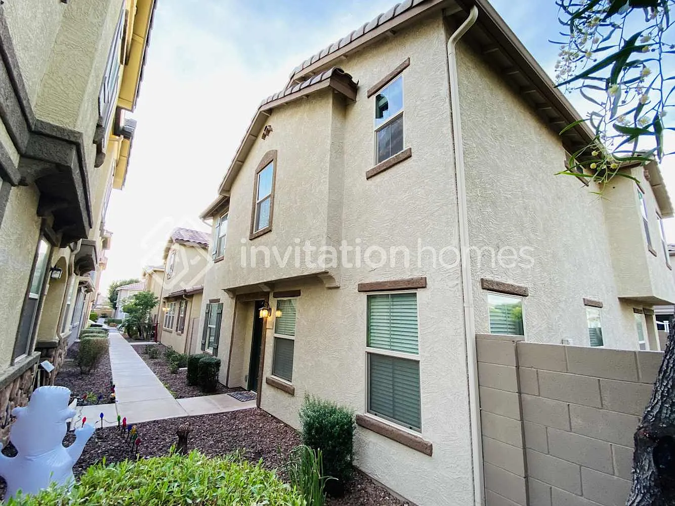 496 N Ranger Trl Gilbert, AZ 85234 — Photo 1