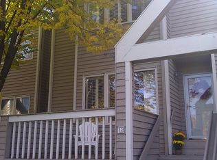 1585 Wayzata Blvd W #B, Long Lake, MN 55356