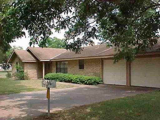 1st image of 205 F M RD 2538