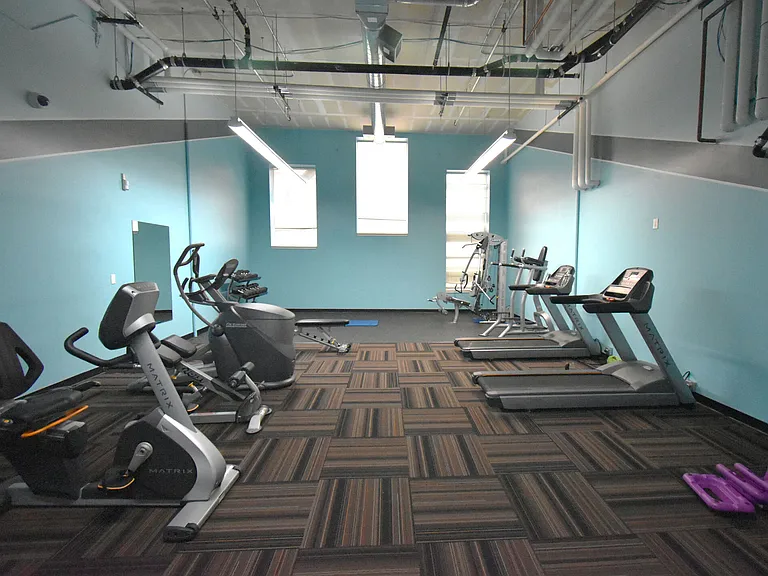 Straus Lofts — Photo 15