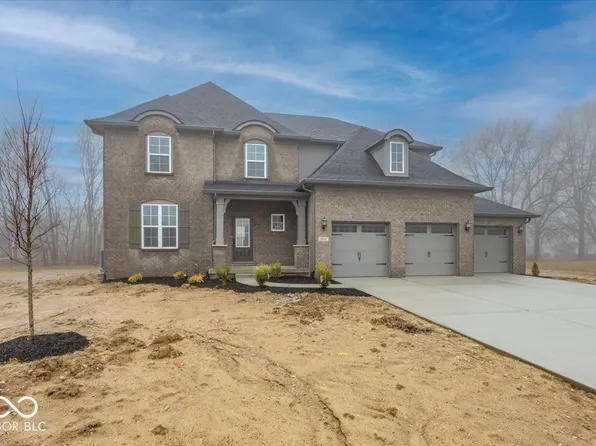 1914 Delp Ct, Avon, IN 46123