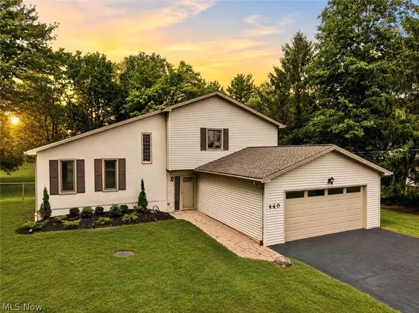 440 Station Rd, Valley City, OH 44280