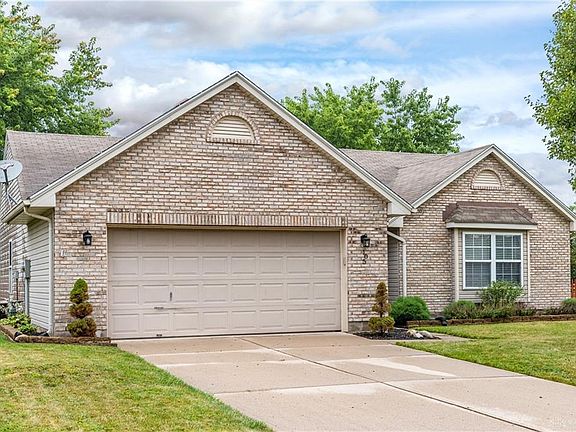 2nd image of 105 Sonoma Ct
