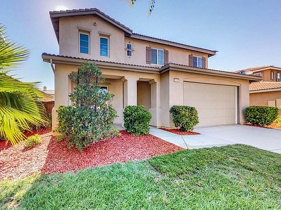2nd image of 35587 Cloche Dr