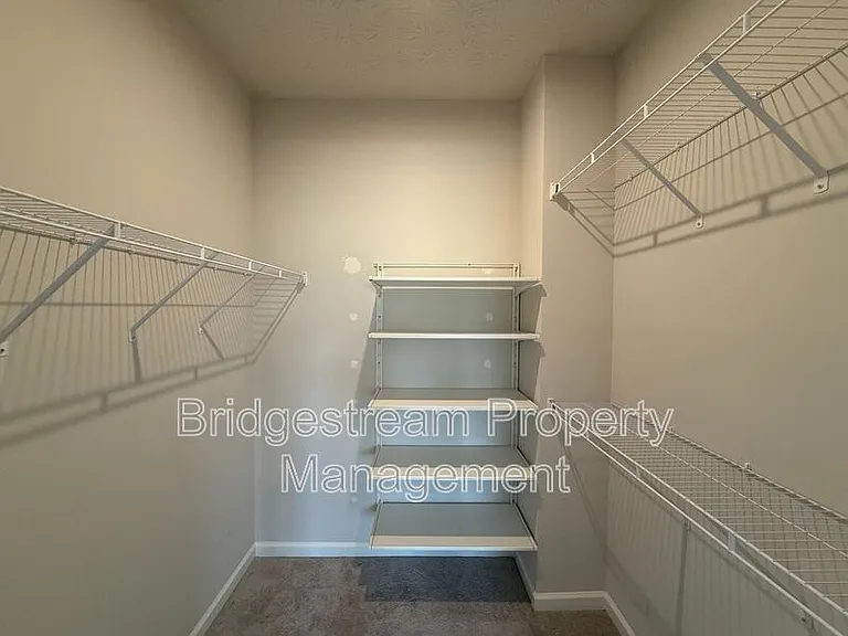 2194 Schmidt Dr — Photo 11