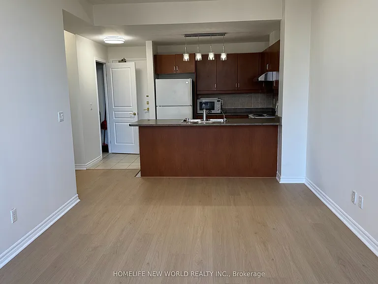28 Byng Ave #1006 — Photo 9