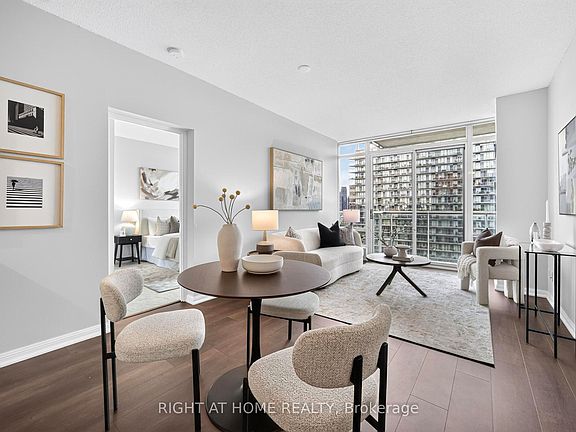 4th image of 15 Windermere Ave Unit 2201