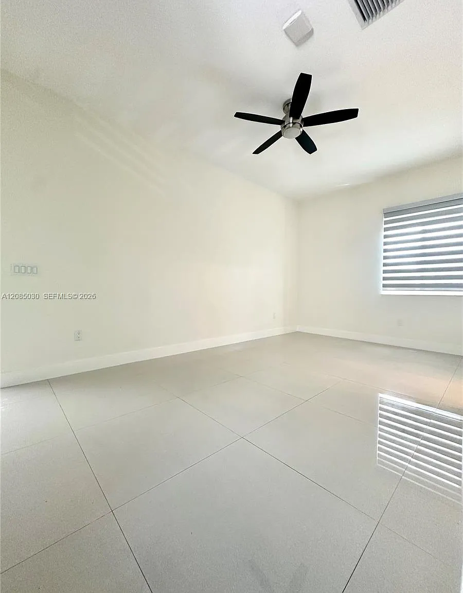Studio, 1.0 bath, $1,950 — Photo 4