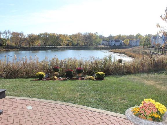 3rd image of 607 Blue Springs Dr