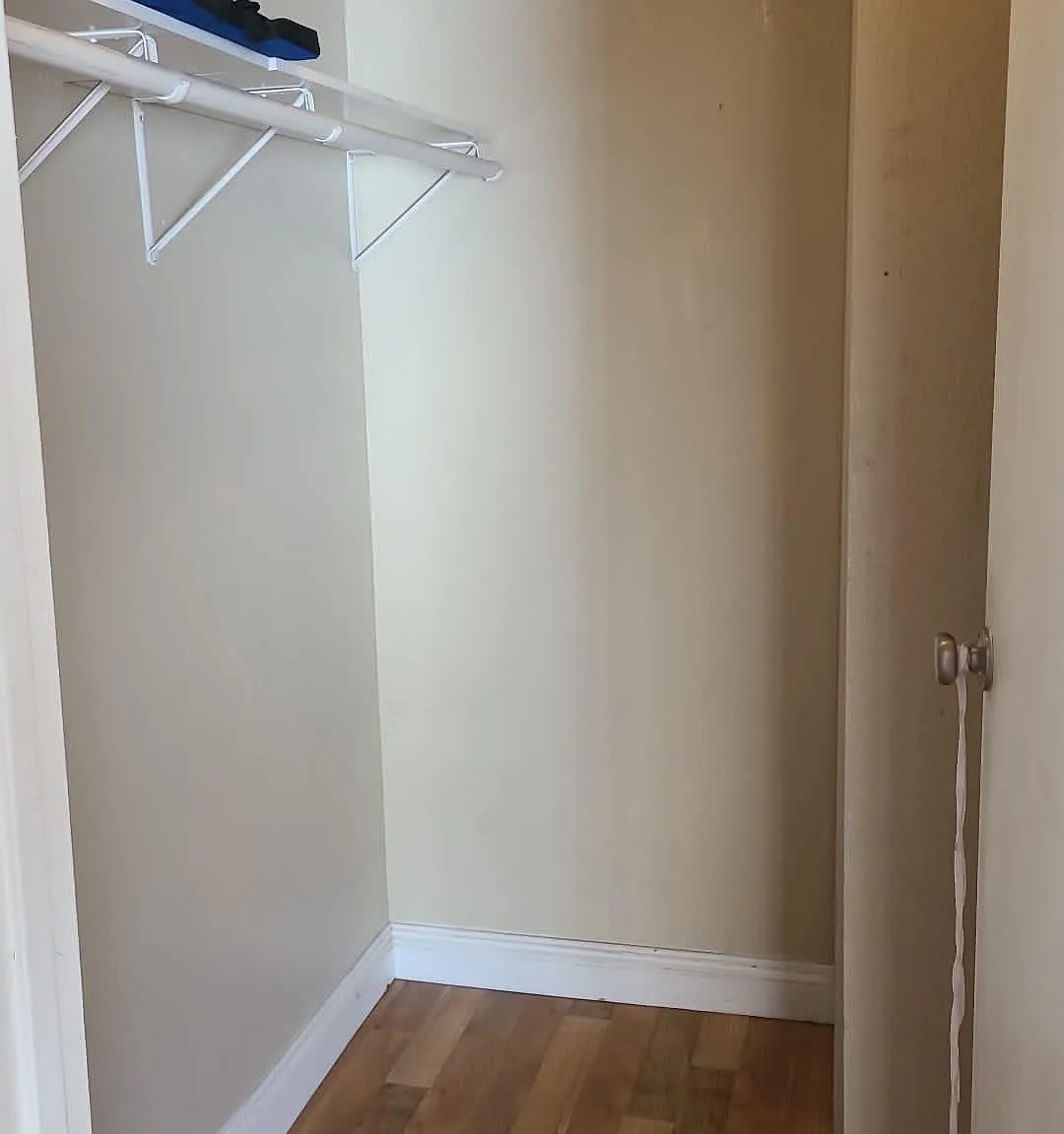 2 bed, 1.5 bath, 1190 sqft, $1,350 — Photo 1