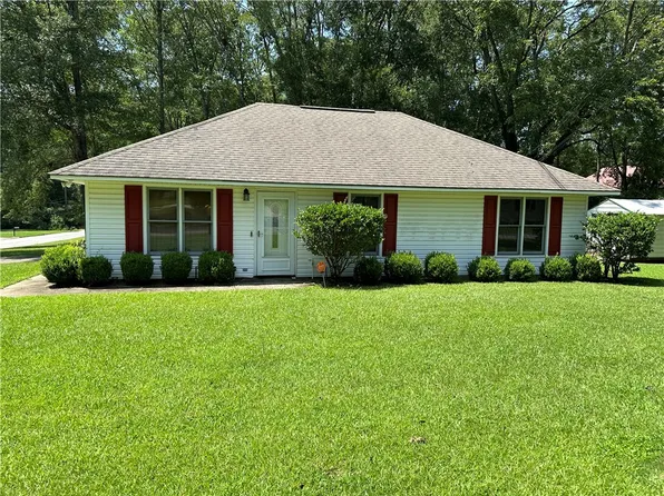 900 S 12th Ave, Lanett, AL 36863
