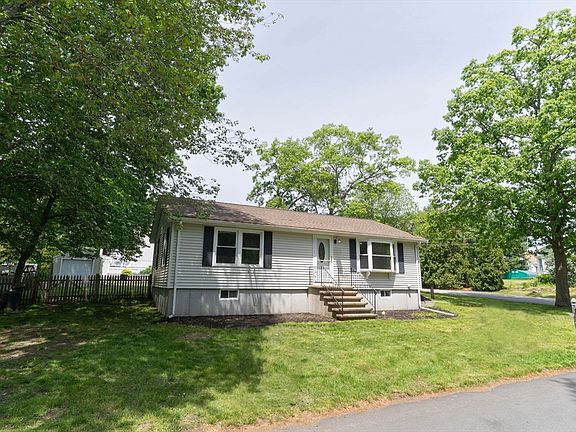 4th image of 70 McDonald Rd
