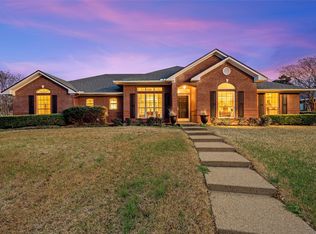 1400 Radisson Dr, Hewitt, TX 76643