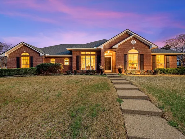 1400 Radisson Dr, Hewitt, TX 76643