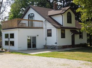 5201 Old Ely Rd SW, Cedar Rapids, IA 52404