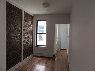 Rented by Lucky Apt Inc