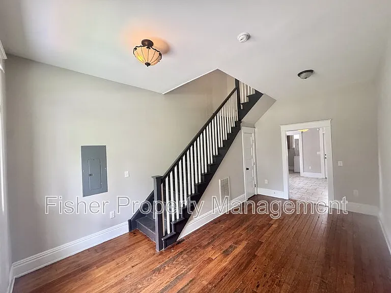 411 W 26th St — Photo 11