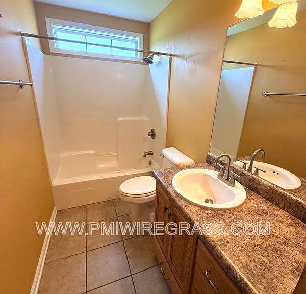 201 Windsor Garden Dr — Photo 9