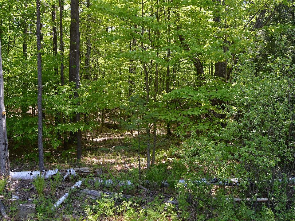 2nd image of Coolidge Hill Rd