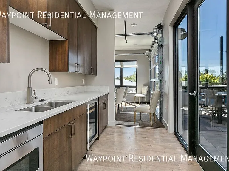 611 S 8th St #601 — Photo 38