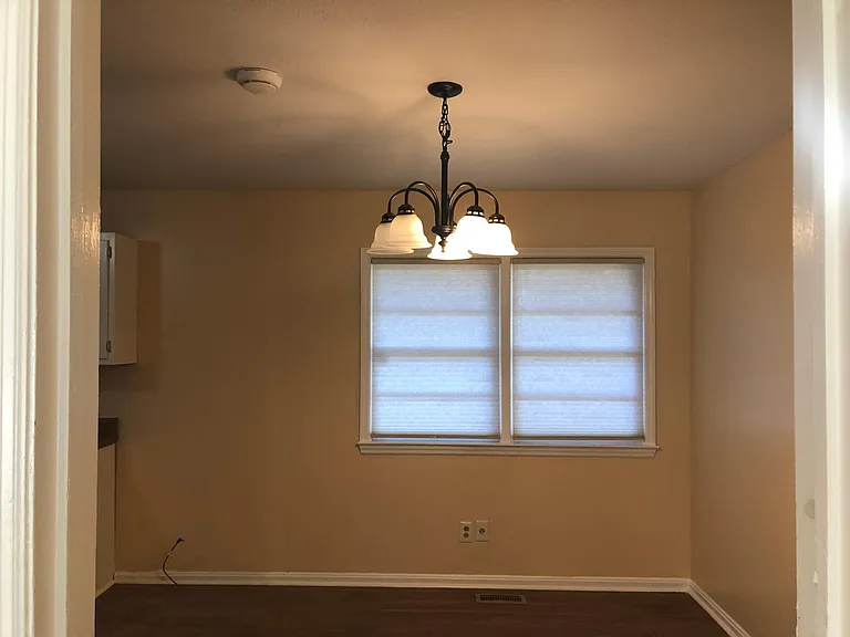 1846 Colony Dr — Photo 5