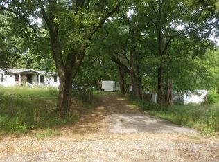 581 Trail Rd, Locust Grove, OK 74352