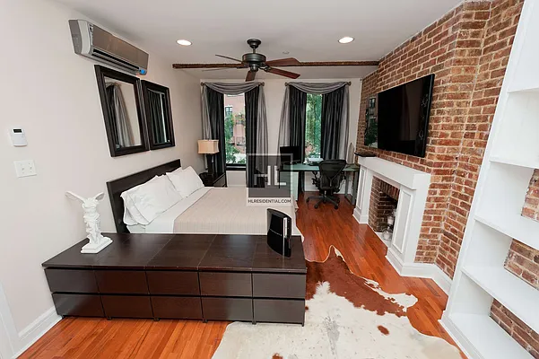 Rented by Highline Residential | media 34