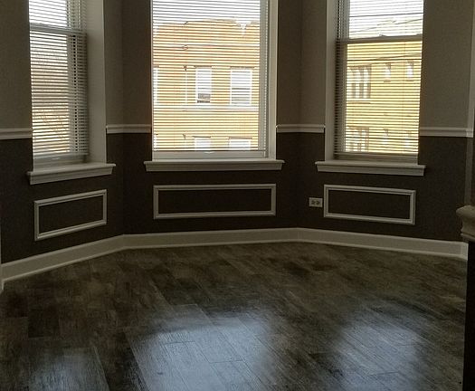 3rd image of 1245 S Lawndale Ave #3F