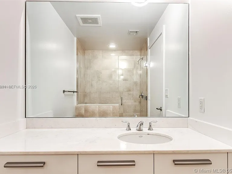 1060 Brickell Ave #2911 — Photo 17