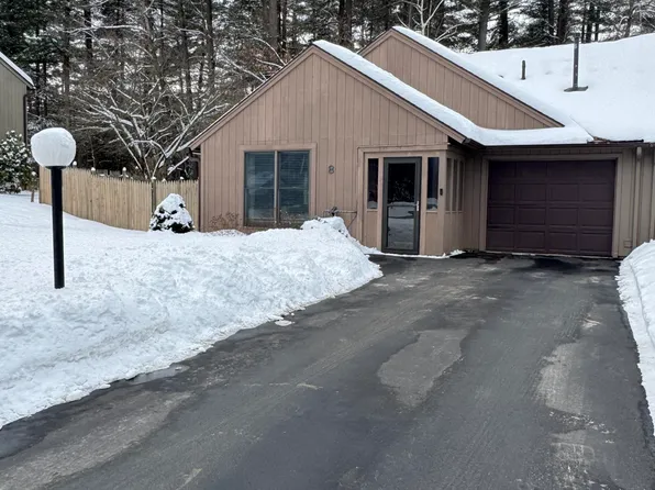 8 Margaret Drive, Queensbury, NY 12804