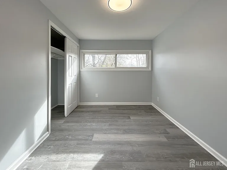 36 Arden St — Photo 11