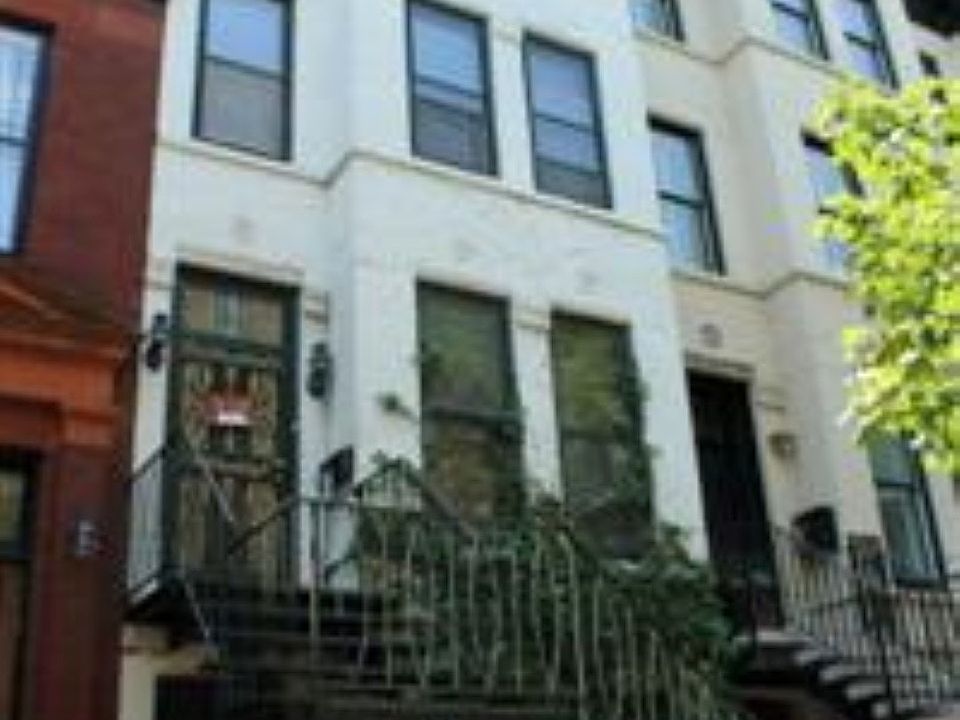 1st image of 343 W Belden Ave #1