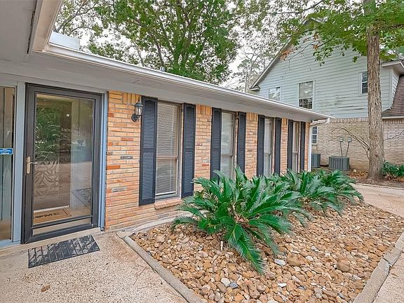 3rd image of 17 Blush Hill Dr