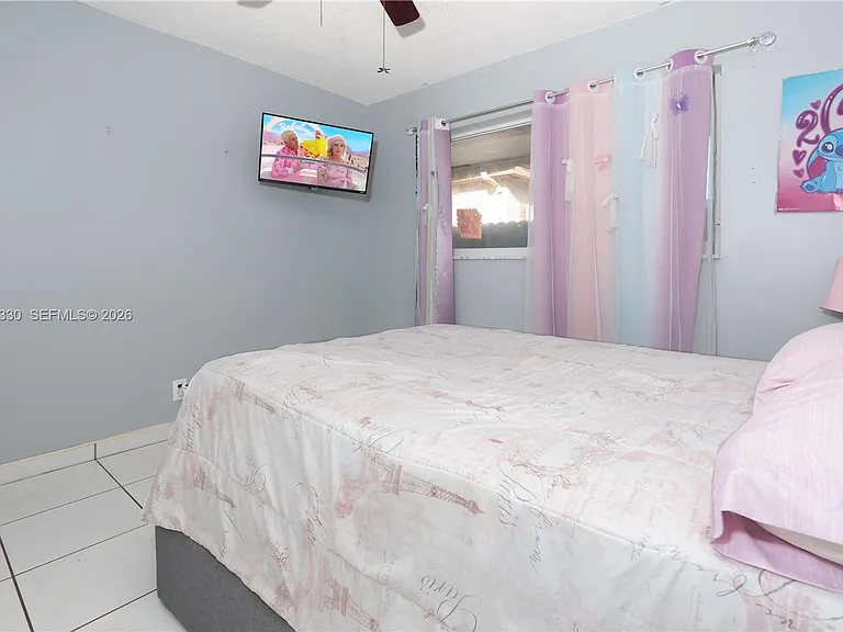 5640 Hayes St #5640 — Photo 11