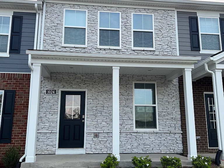 1024 Keyes Pl — Photo 1