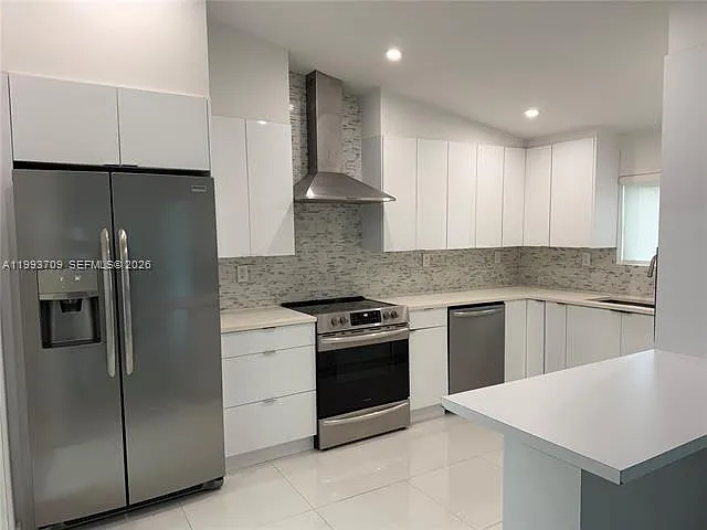 3311 Monegro St — Photo 3