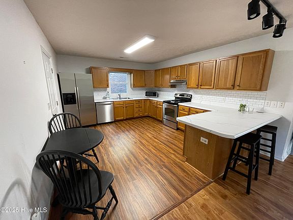 4th image of 347 Chattooga Pl